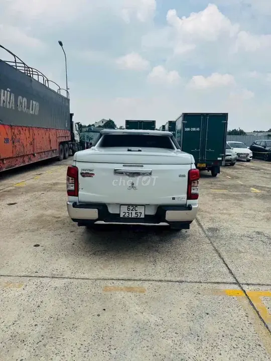 Mitsubishi Triton 2021 photo 3