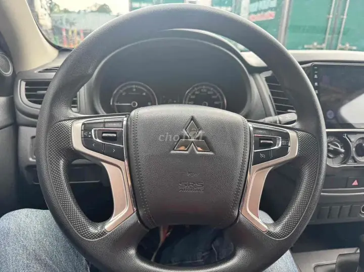 Mitsubishi Triton 2021 photo 4