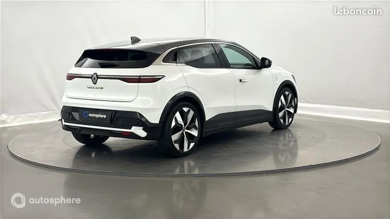 Renault Megane 2022 photo 5