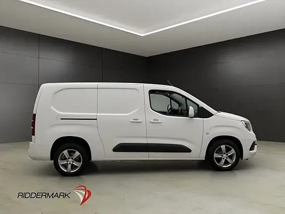 Opel Combo 2019 photo 2