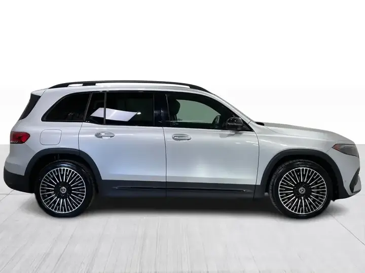 Mercedes-Benz Eqb 2023 photo 2