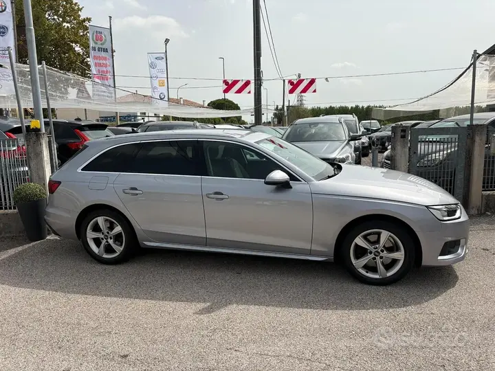 Audi A4 Avant 2021 photo 3