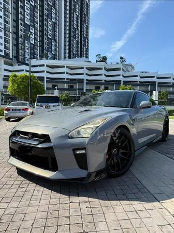 Nissan Gt-R