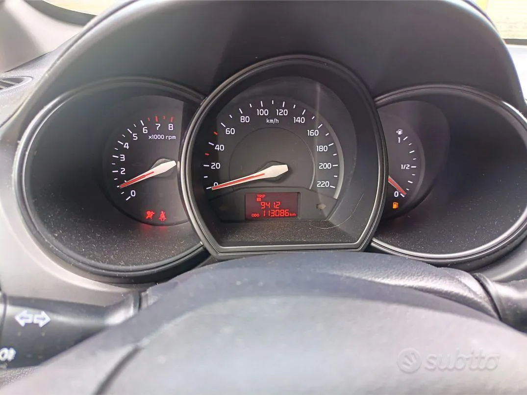 Kia Rio 2013 photo 3
