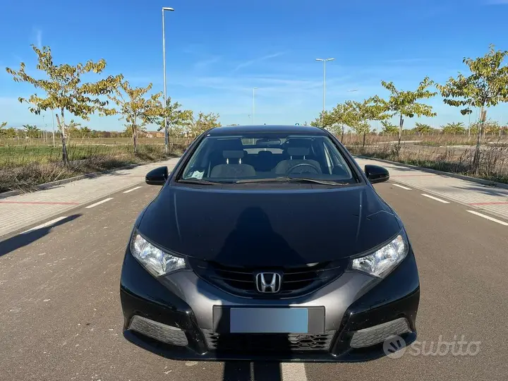 Honda Civic 2012 photo 3