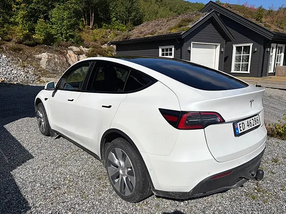 Tesla Model Y 2021 photo 4