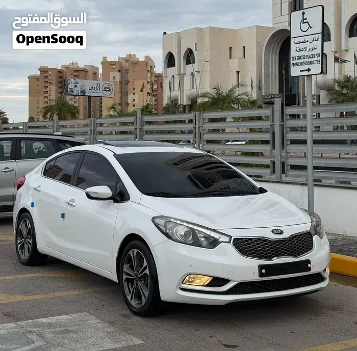 Kia K3 2014 photo 3