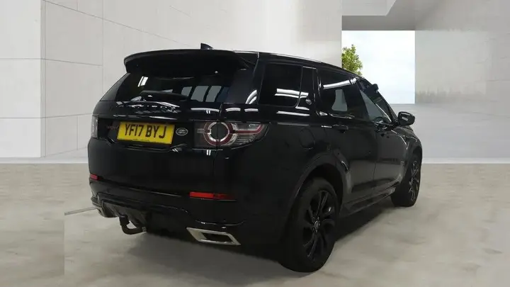 Land Rover Discovery Sport 2017 photo 4