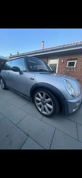 Mini Cooper S 2002 photo 2