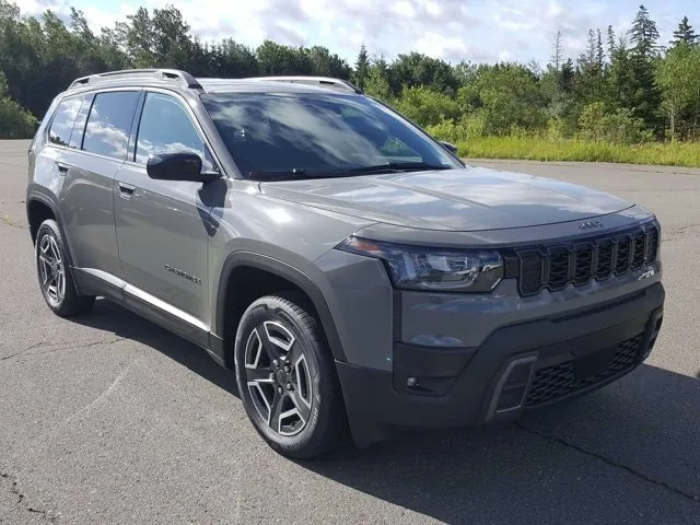 Jeep Cherokee 2026 photo 4