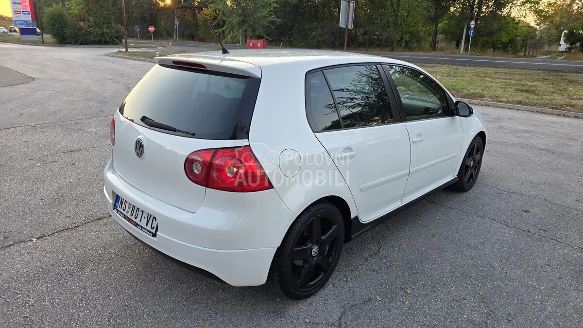 Volkswagen Golf 5 2007 photo 3