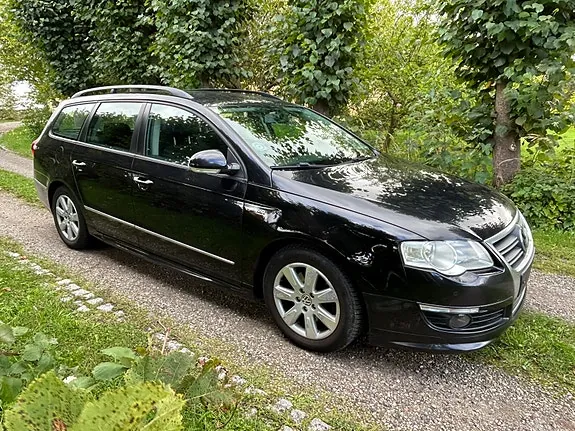 Volkswagen Passat 2009 photo 2