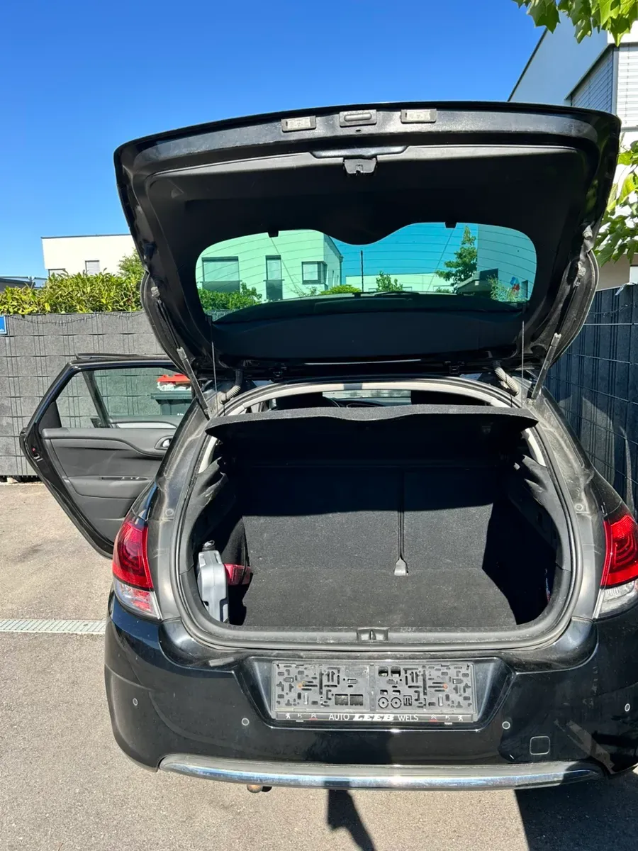 Citroen C4 2016 photo 3