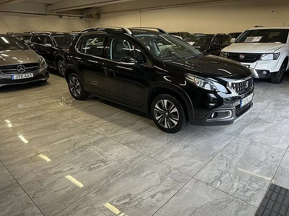 Peugeot 2008 2017 photo 2