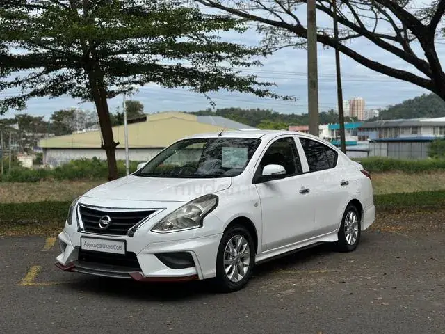 Nissan Almera