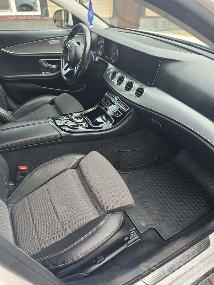 Mercedes-Benz E200D 2019 photo 4