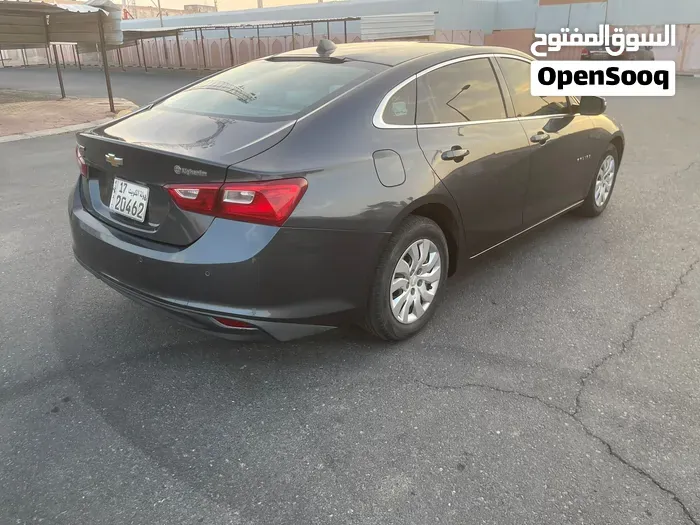 Chevrolet Malibu 2019 photo 2