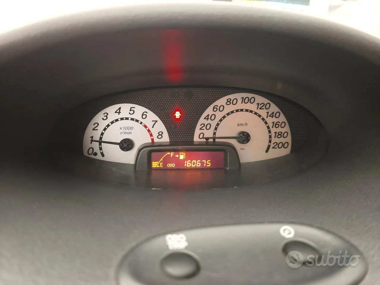 Toyota Yaris 2002 photo 4