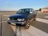 Toyota Hilux 2001 photo 2
