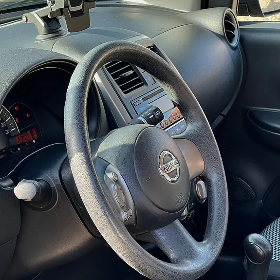 Nissan Micra 2013 photo 5