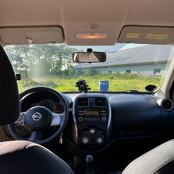 Nissan Micra 2013 photo 4