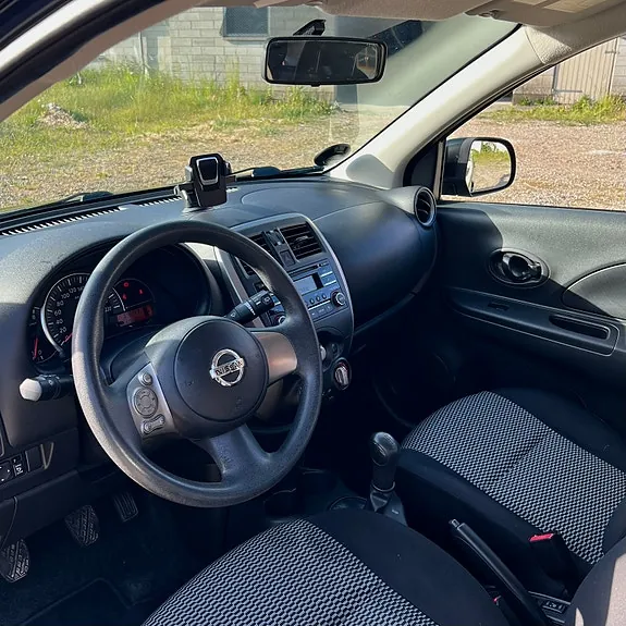 Nissan Micra 2013 photo 3
