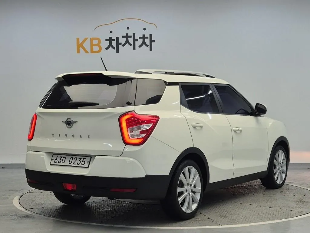 KG Mobility Tivoli 2017 photo 3