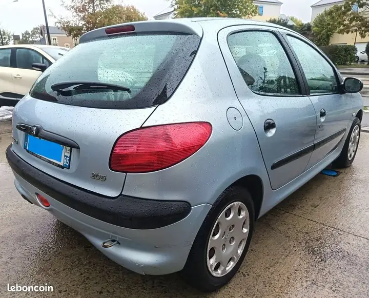 Peugeot 206 2001 photo 4