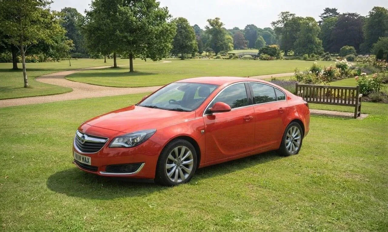Vauxhall Insignia 2016 photo 2