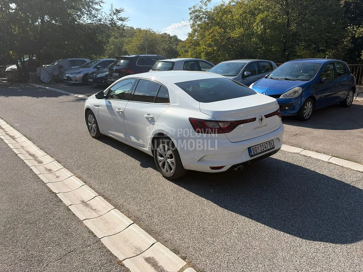 Renault Megane 2019 photo 3