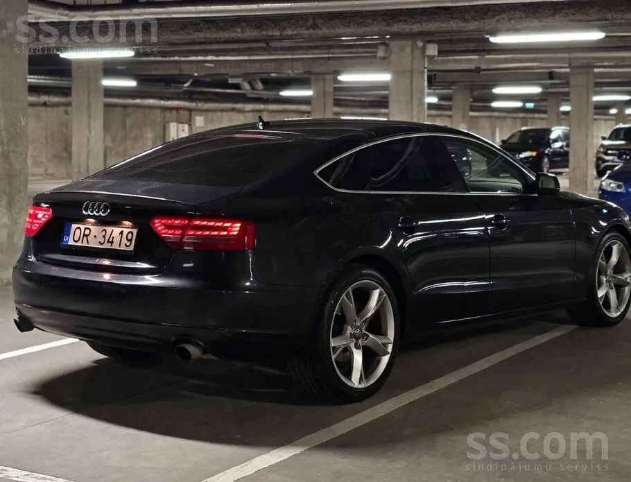 Audi A5 2010 photo 4