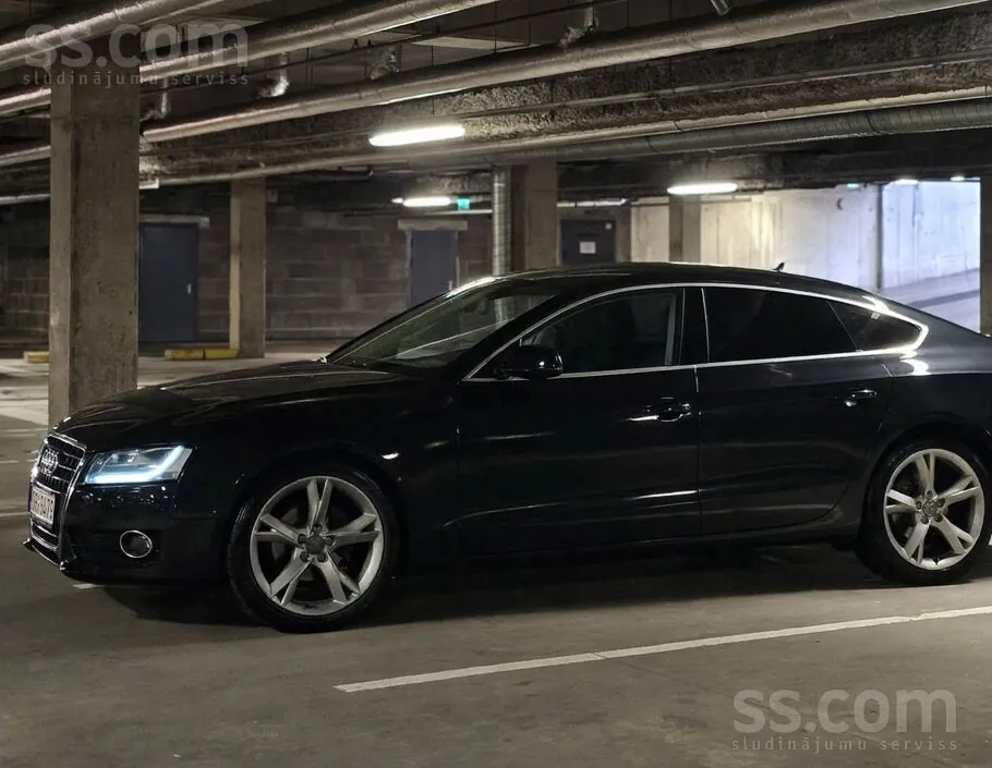Audi A5 2010 photo 3