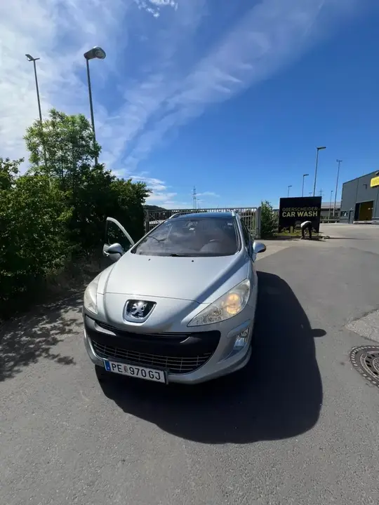 Peugeot 308 2009 photo 2