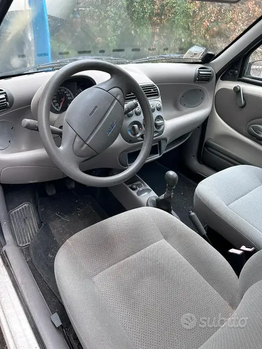 Fiat 600 2009 photo 3
