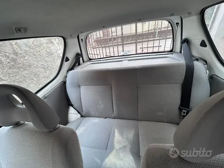 Fiat 600 2009 photo 5