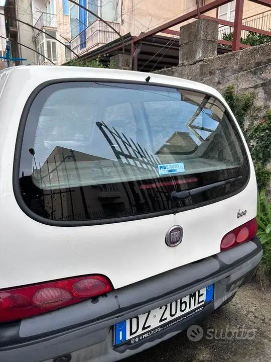 Fiat 600 2009 photo 2