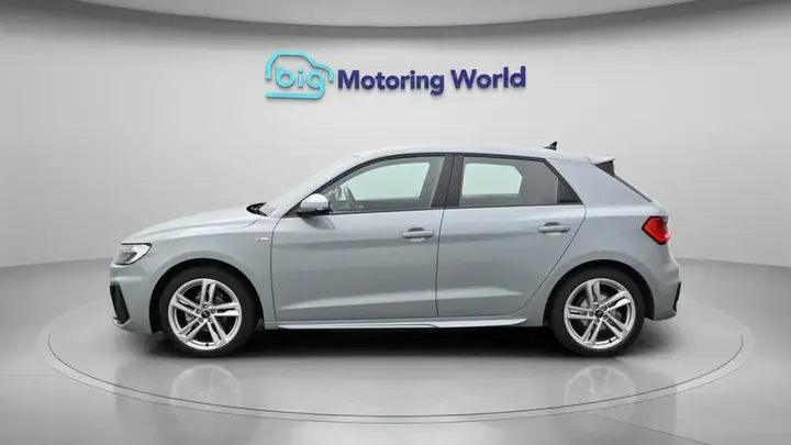 Audi A1 2023 photo 5