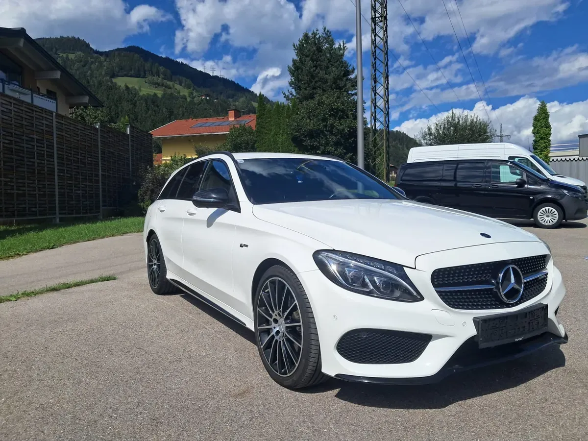 Mercedes-Benz C-Class 2017 photo 3