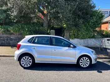 Volkswagen Polo 2010 photo 5