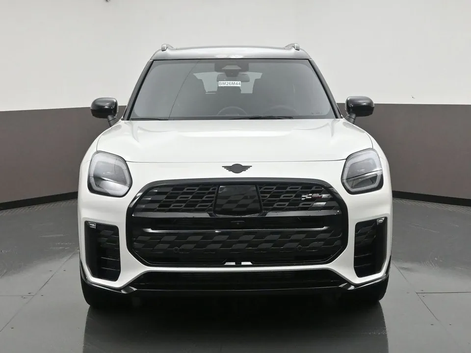 Mini Countryman 2027 photo 2