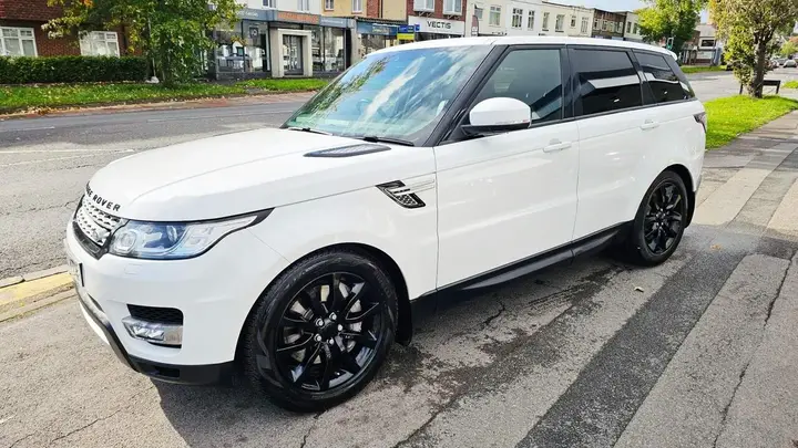 Land Rover Range Rover Sport 2017 photo 4
