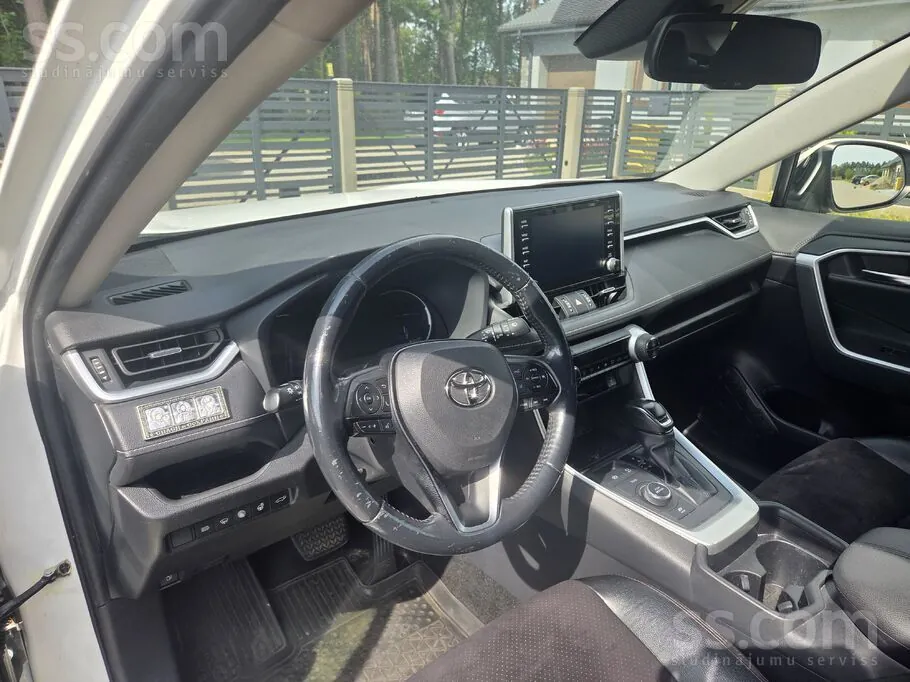 Toyota Rav4 2019 photo 5