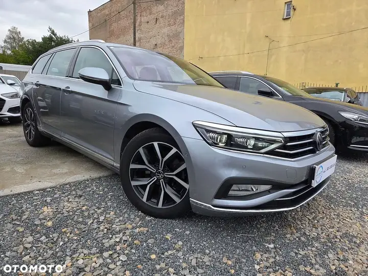 Volkswagen Passat 2023 photo 2
