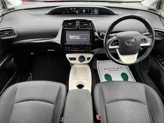 Toyota Prius 2016 photo 3