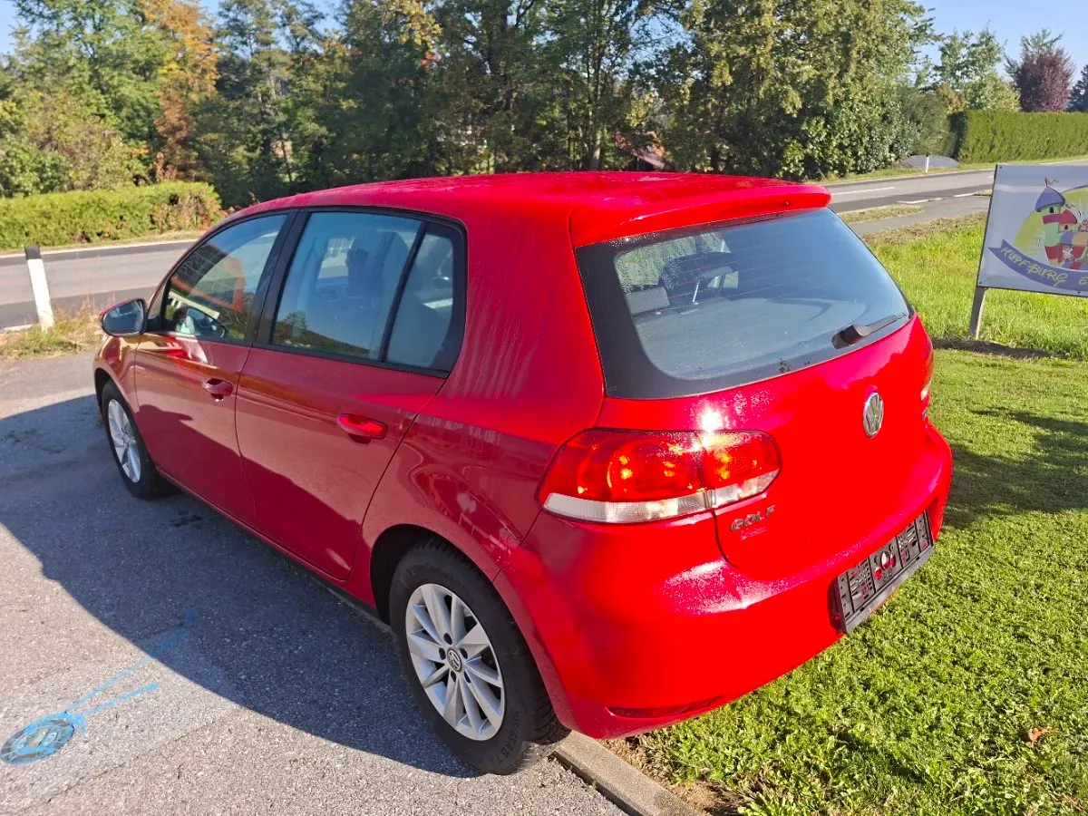 Volkswagen Golf 2009 photo 2