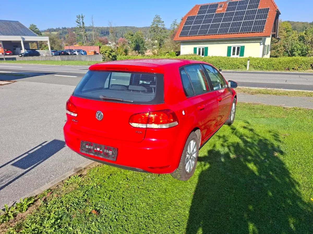 Volkswagen Golf 2009 photo 3