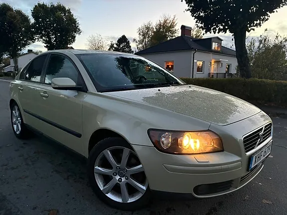Volvo S40 2006 photo 2