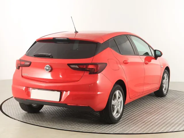 Opel Astra 2016 photo 4