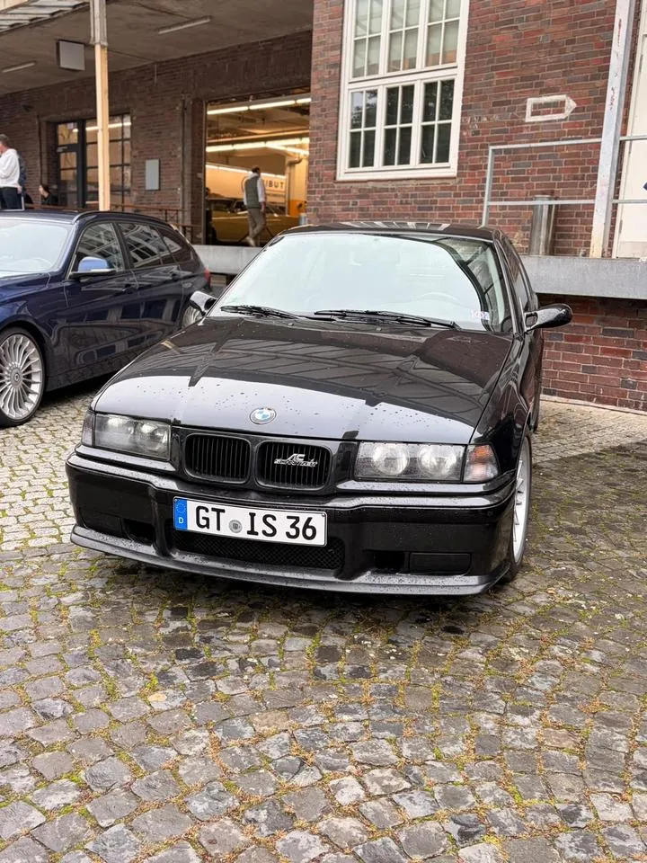 BMW E36