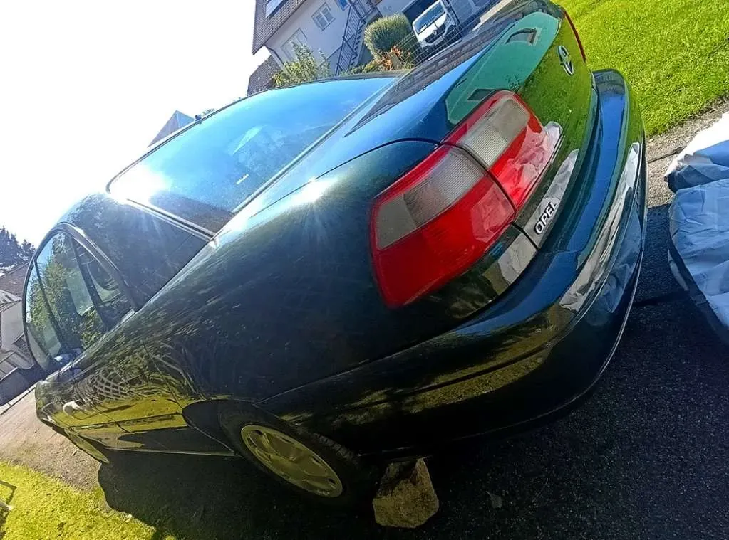 Opel Omega 2001 photo 2